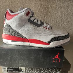 Jordan 3 Fire Reds 
