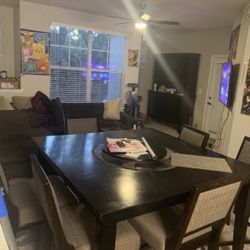 Dining Table w/chairs 