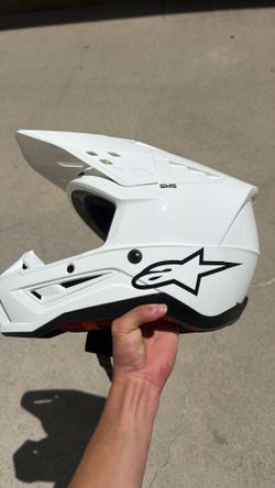 ALPINE STAR 💫 SIZE S SM5 IN A GLOSSY WHITE FINSIH