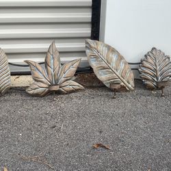 Metal Leaf Candle Holder