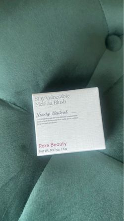 Rare Beauty Stay Vulnerable Melting Blush