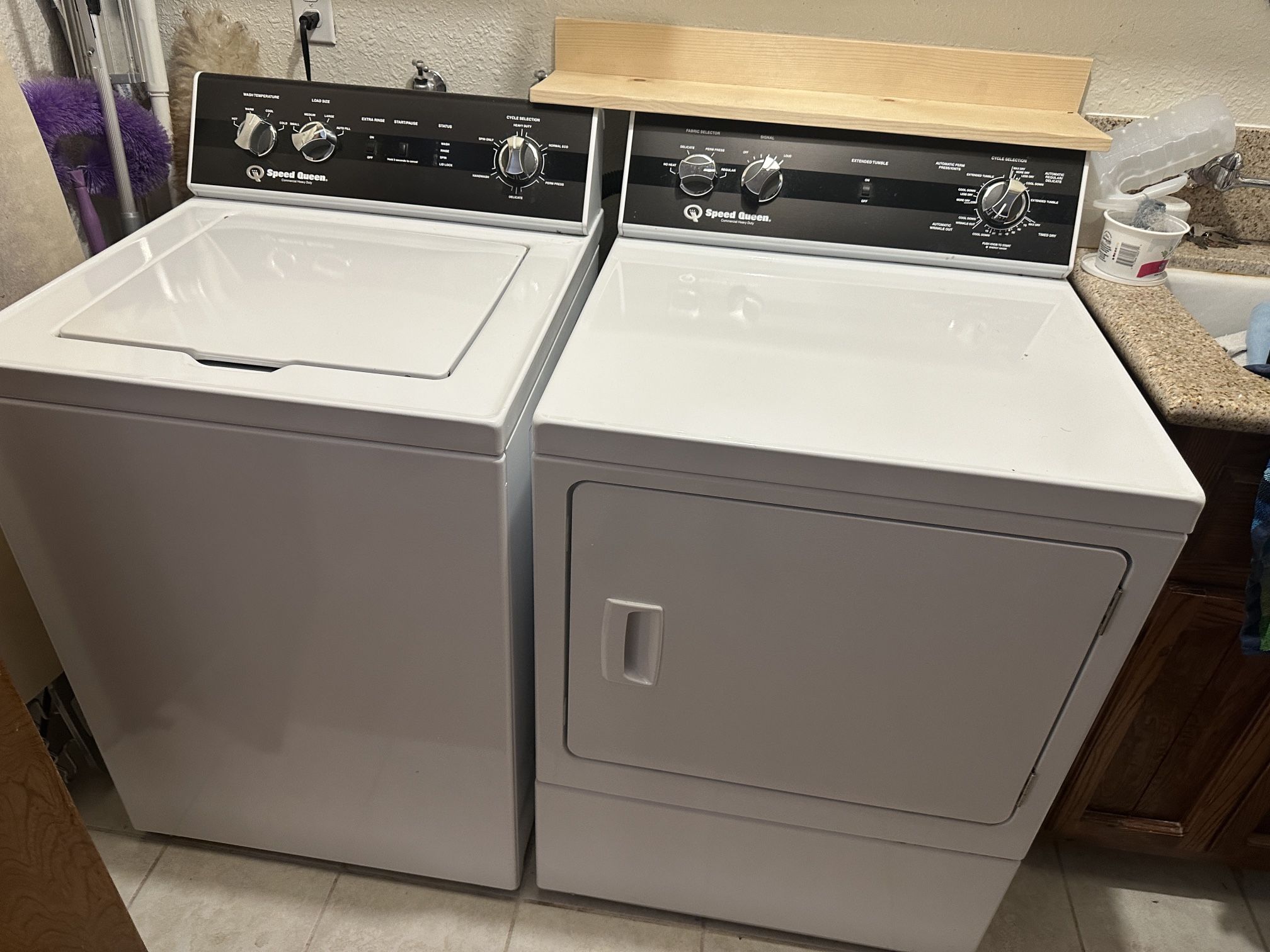 Speed Queen Commercial Washer Or Dryer. Exceptional Condition Gently Used