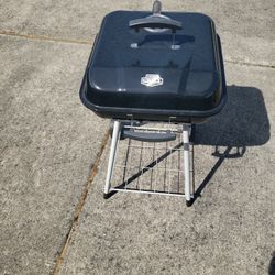 Almost 18-in Square BBQ / Barbecue