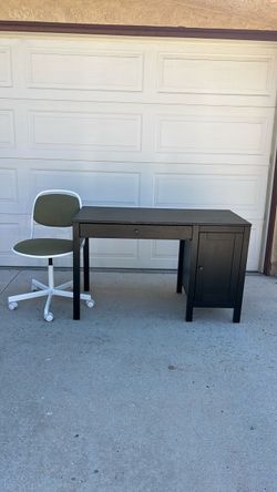 Free Desk and chair