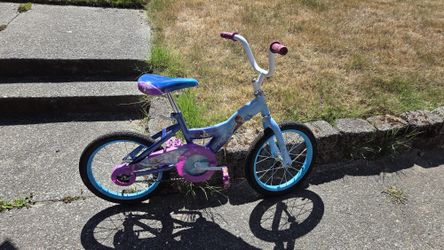 REDUCED - Kids Bike - NEW TIRES