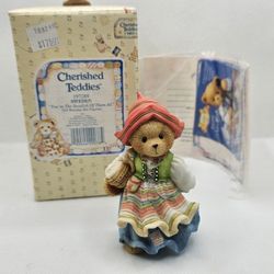 New Cherished Teddies Sweden hat Swedish country box world girl dress native

MINT CONDITION,  STORED IN THE BOX, COMES WITH ORIGINAL PACKAGING
Sweden