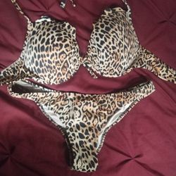 Leopard Print Bikini!!!