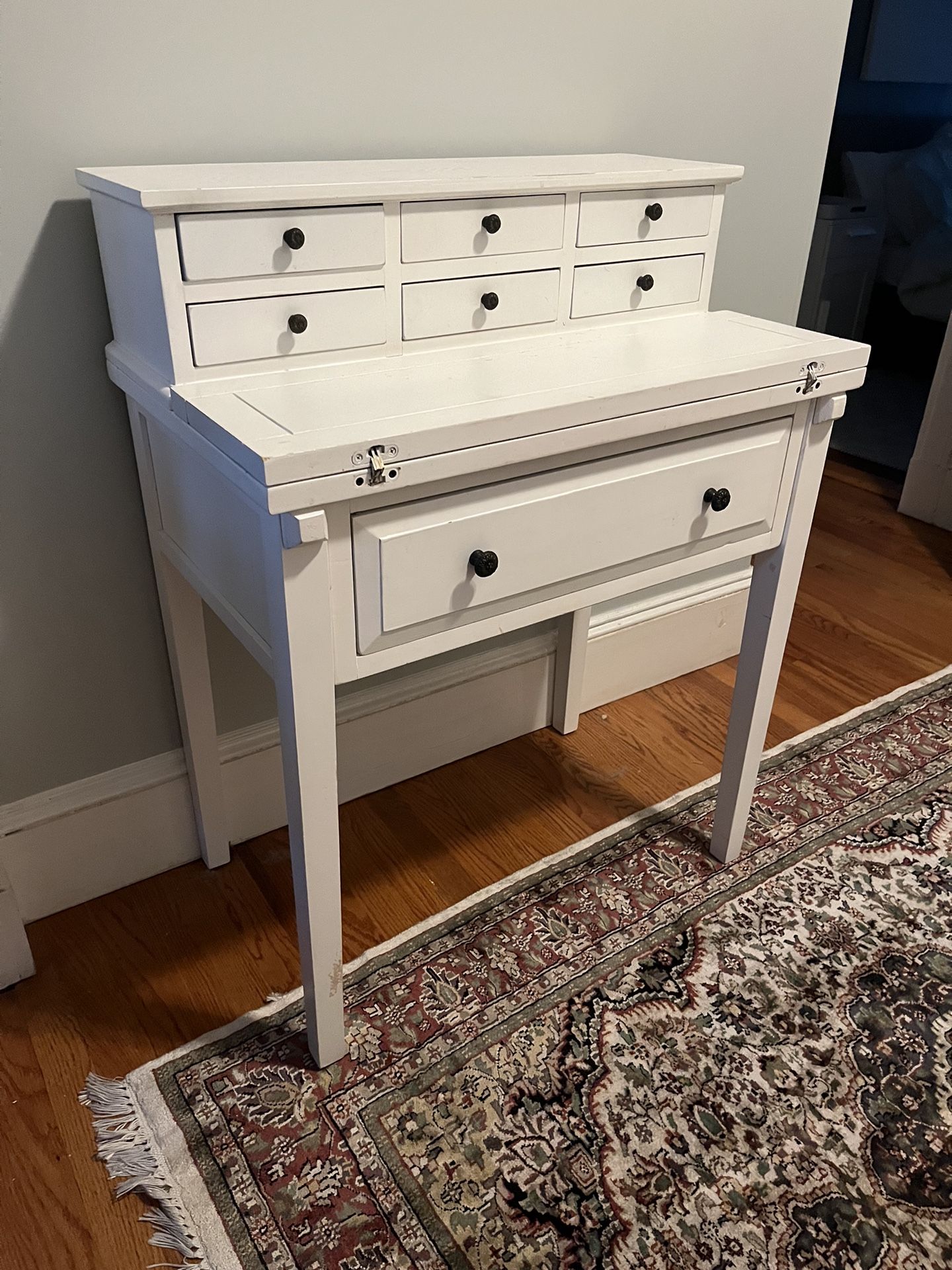 White Wood Desk