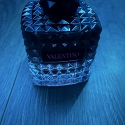 Valentino Donna Born In Roma 