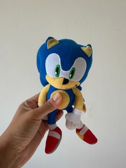 Sonic stuffie
