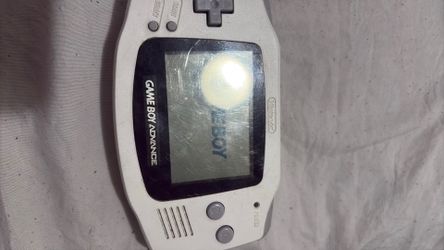 White game boy advanced
