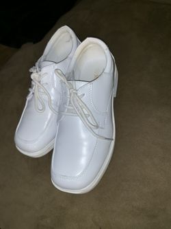 white shoes size 4 big boy