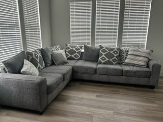 Gray Fabric L-Shaped Sectional Sofa with Pillows