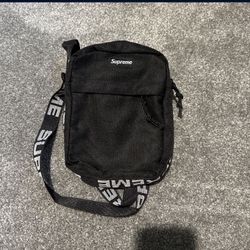 Supreme Crossbody New 