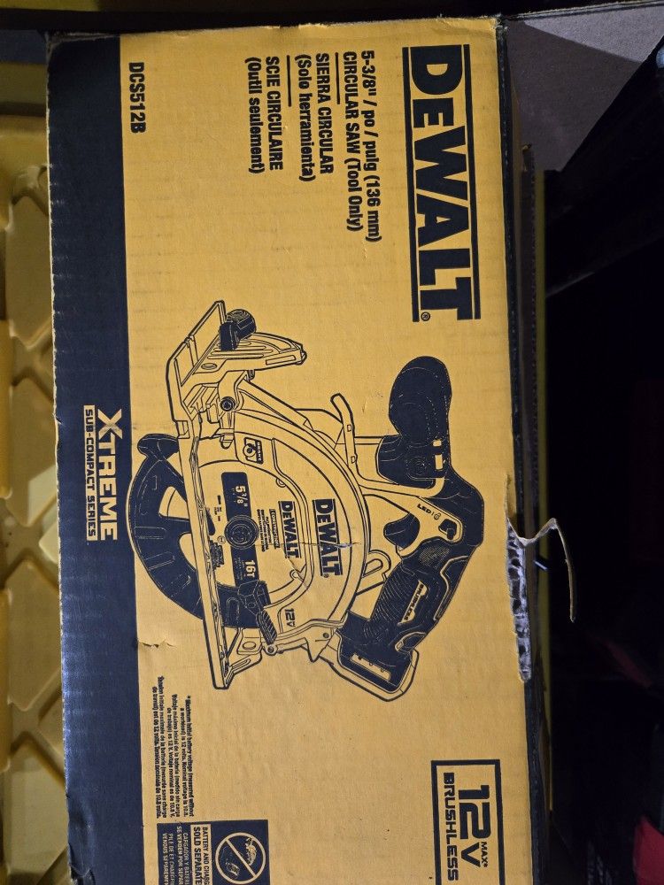 Dewalt Saw