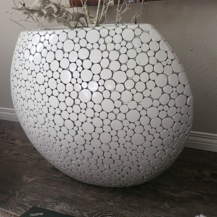 Z gallerie Oslo floor vase for Sale in San Diego, CA OfferUp