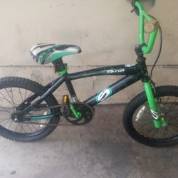 Dynacraft 18" BMX Bike 