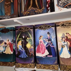 Disney Heroes Vs Villains Set W Boxes And LE Bags Kept New In Box