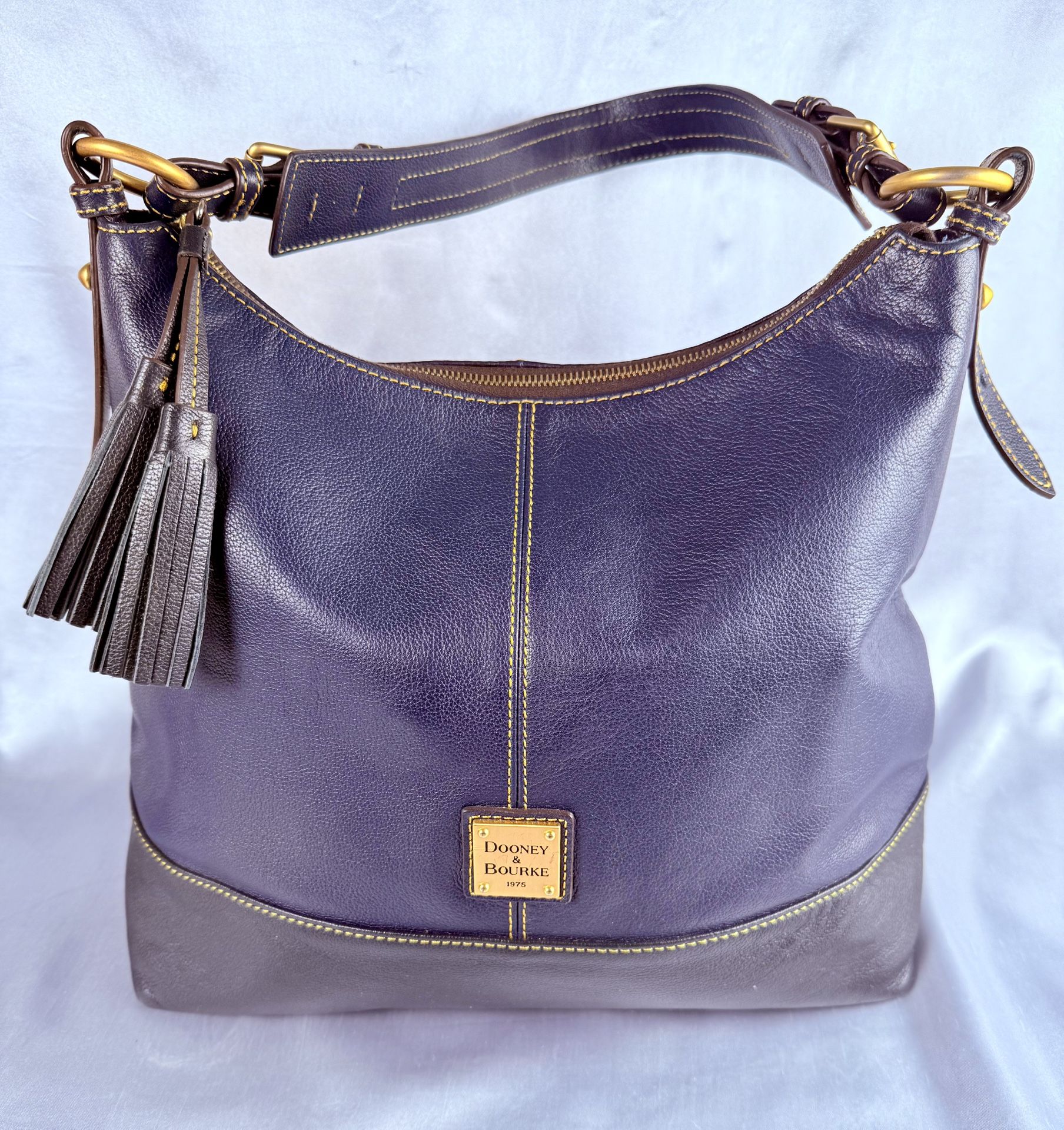 VTG Dooney & Bourke Bag Sophie Hobo Pebble Leather Navy Blue Red Lining 90s