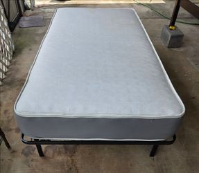 Twin Size Bed With Metal Frame
