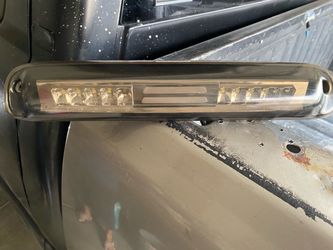 99-04 chevy/gmc 3rd break light