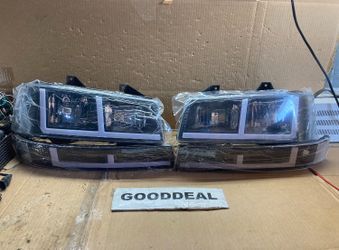 #198 Fit 03-14 Express/Savana 2500/3500 Black/Clear Switch Back Headlight 