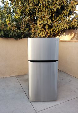 LG Refrigerator Stainless Steel 23cu ft 33x33x68🚨👍3 MONTHS WARRANTY