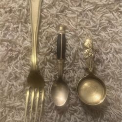 Brass cuttlery antiques