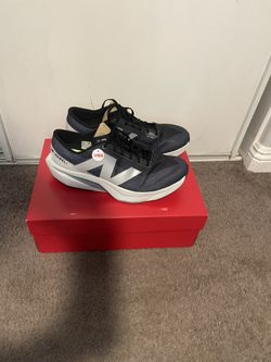 New Balance FuelCell Rebel v4 Shoes