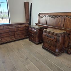 Bedroom set, king size