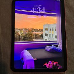 iPad Air Pink And Apple Watch SE