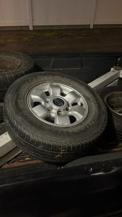 Nissan frontier rims y tires