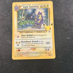 Light Toxtricity Pokémon Card