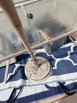 Patio Umbrella Stand with Floral Design