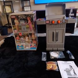 Brand New Little Tikes BBQ Pit With Food