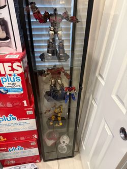 ThreeZero Transformers: Bumblebee Movie Optimus Prime and Bumblebee Figures