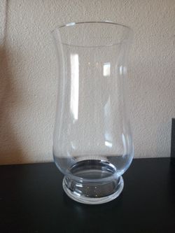 Glass vase