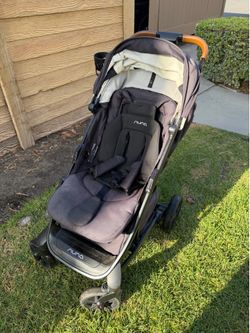 USED NUNA STROLLER