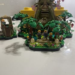 LEGO Zelda Deku Tree (Built)