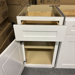 18” Cabinet 