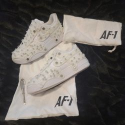 RARE NIKE X SWAROVSKI AIR FORCE 1s