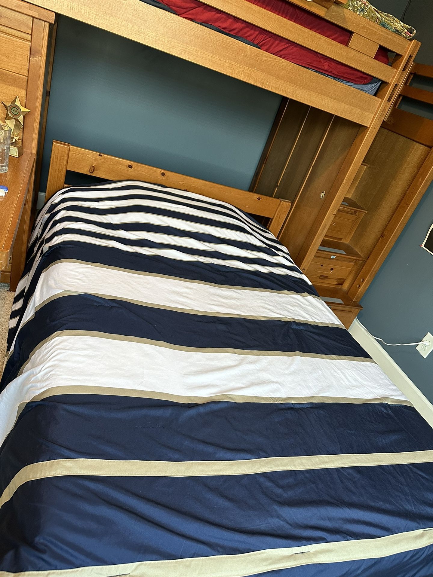 Bunk bed