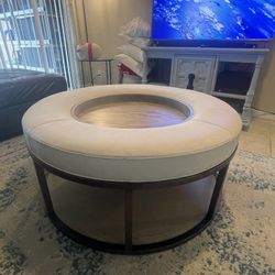 Luxury Vanguard Furniture Michael Weiss Round Ottoman / Coffee Table