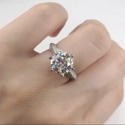 2CT Diamond Moissanite Ring Sz 7