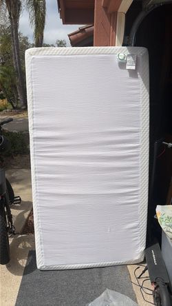 Twin mattress