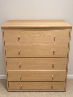 Living spaces 5 drawer dresser