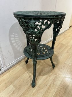 Cast Iron Flower Table 