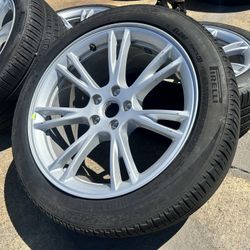 Set of 4 19" Tesla Model Y Gemini  Wheels Continental 255-45-19 SENSORS. 
