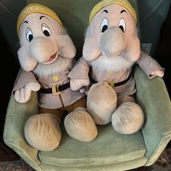 Large Plush Classic Disney Sneezy Dwarf Dolls