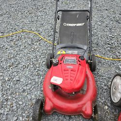 Troybilt Push Mower W/ Bag 